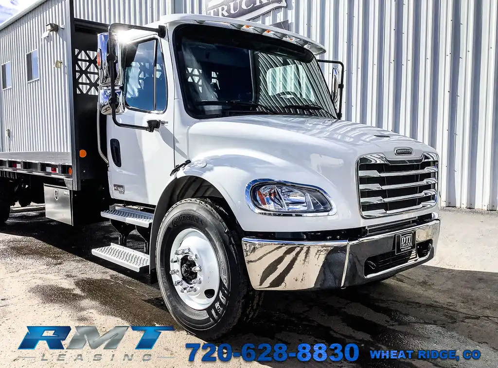 2024 Freightliner M2-106+ Flatbed - image 2 of 6